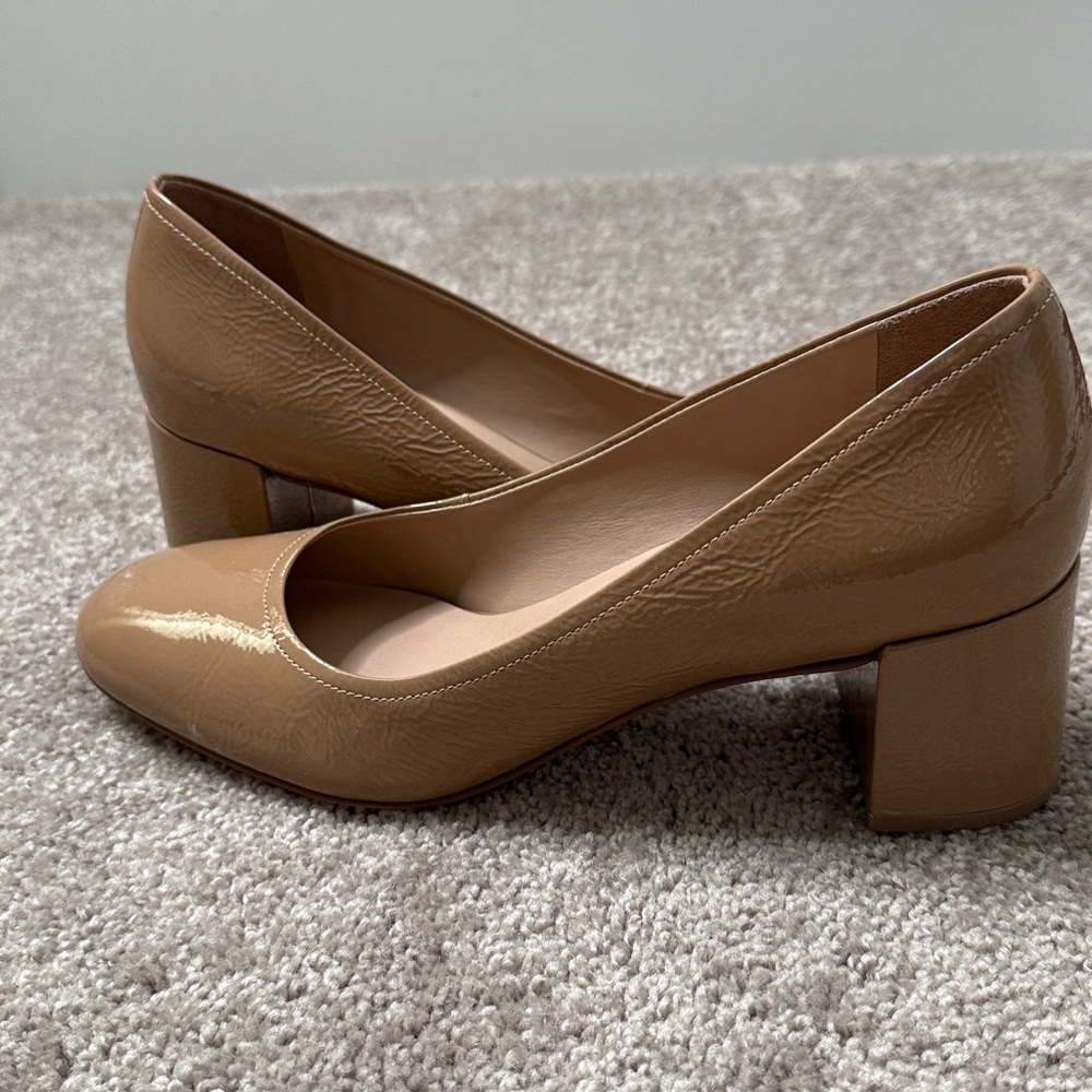 Naturalizer Beige Block Heel Shoes